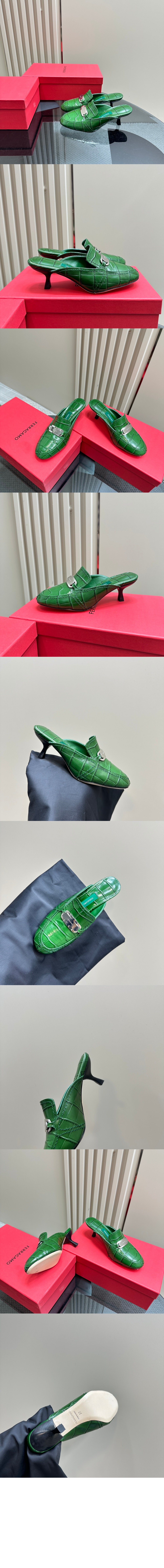 미러급레플리카사이트 | 명품레플리카 전문 쇼핑몰  | 하이퀄 - 골드 버클 키튼 힐 뮬 01I139 > 페레가모