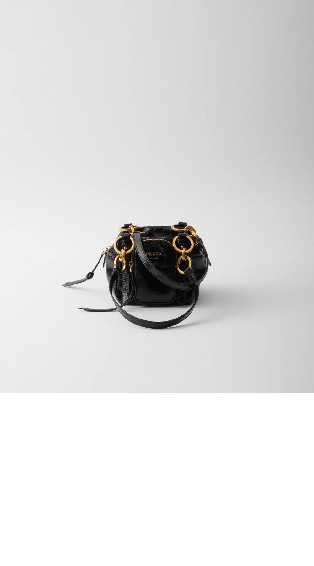 미러급레플리카사이트 | 명품레플리카 전문 쇼핑몰  | 하이퀄 - 댕글 가죽 탑 핸들 미니백 1BB137 &gt; 프라다