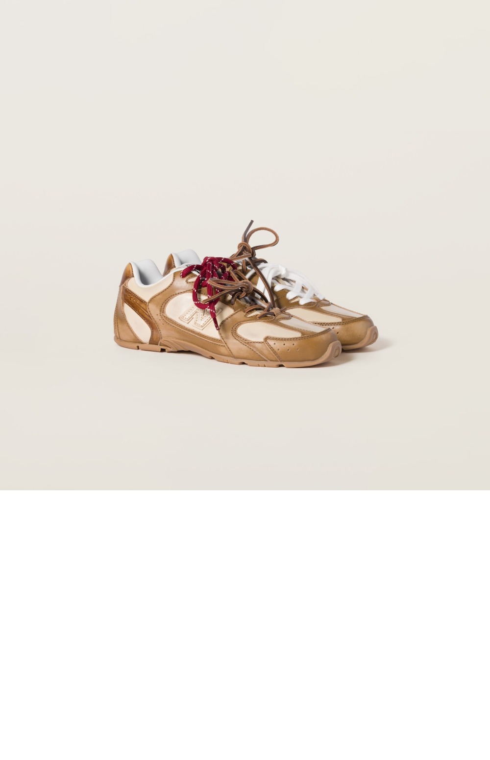 미러급레플리카사이트 | 명품레플리카 전문 쇼핑몰  | 하이퀄 - 530 SL 테코 송아지 가죽 스니커즈 5E165E &gt; 미우미우