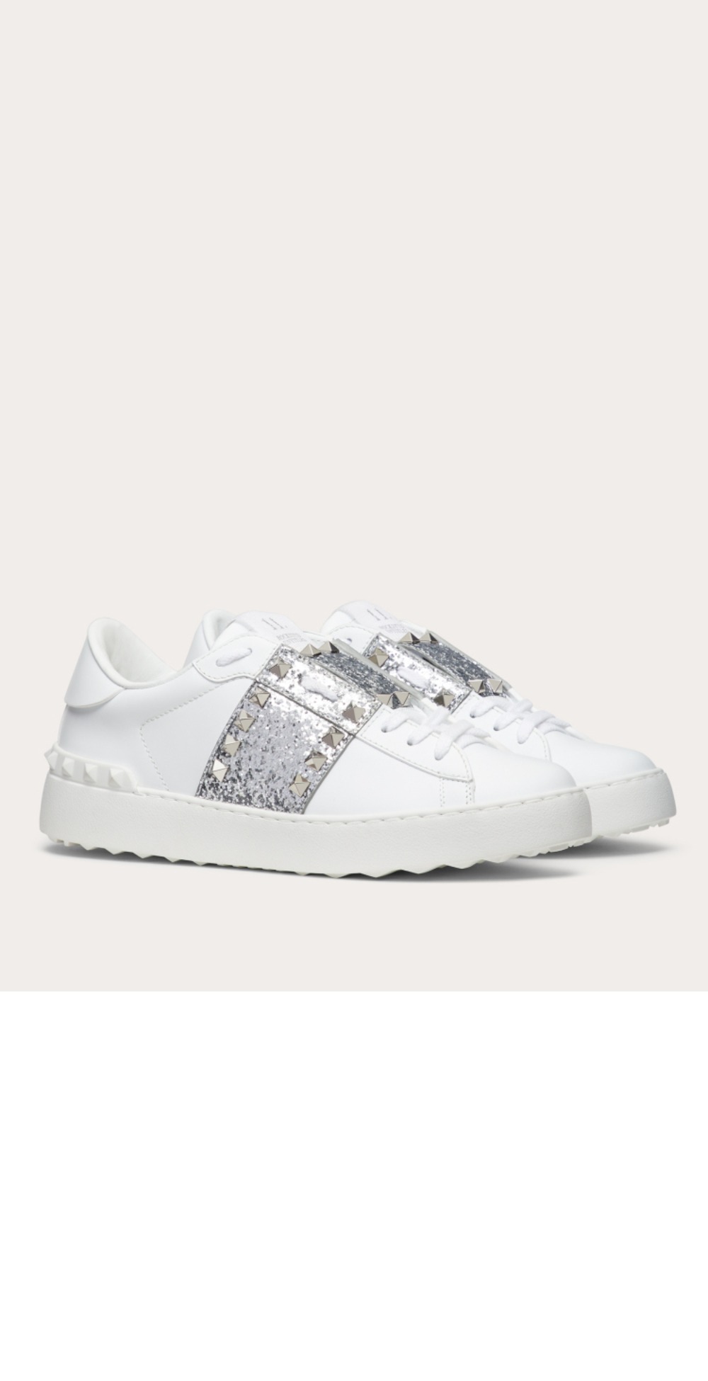 미러급레플리카사이트 | 명품레플리카 전문 쇼핑몰  | 하이퀄 - 가라바니 락스터드 언타이틀드 송아지 가죽 스니커즈 > 발렌티노