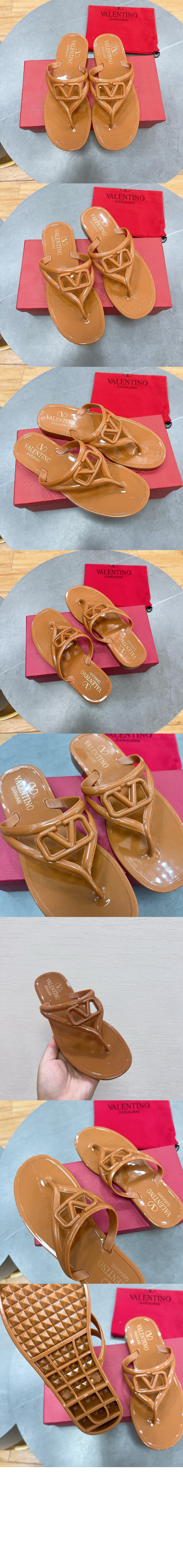 미러급레플리카사이트 | 명품레플리카 전문 쇼핑몰  | 하이퀄 - 시그니처 러버 샌들 &gt; 발렌티노