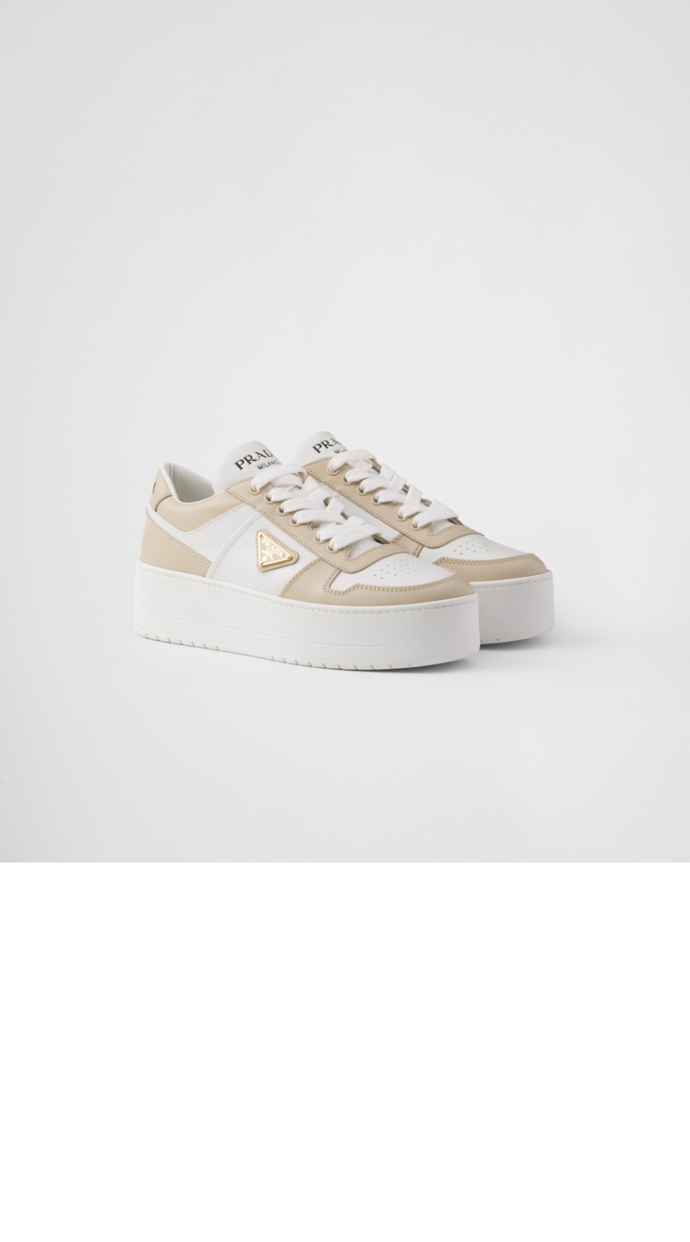 미러급레플리카사이트 | 명품레플리카 전문 쇼핑몰  | 하이퀄 - 다운타운 볼드 가죽 스니커즈 1E792M &gt; 프라다