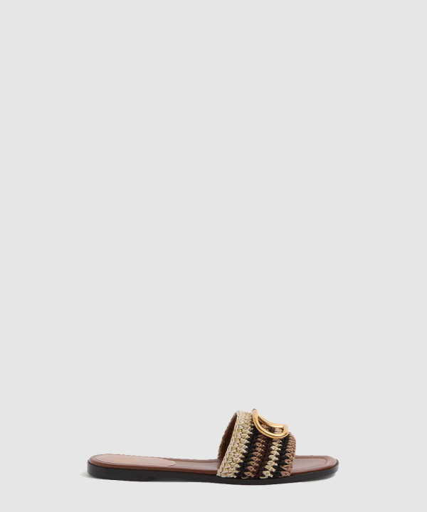 브이로고 시그니처 크로셰 자수 슬라이드 샌들